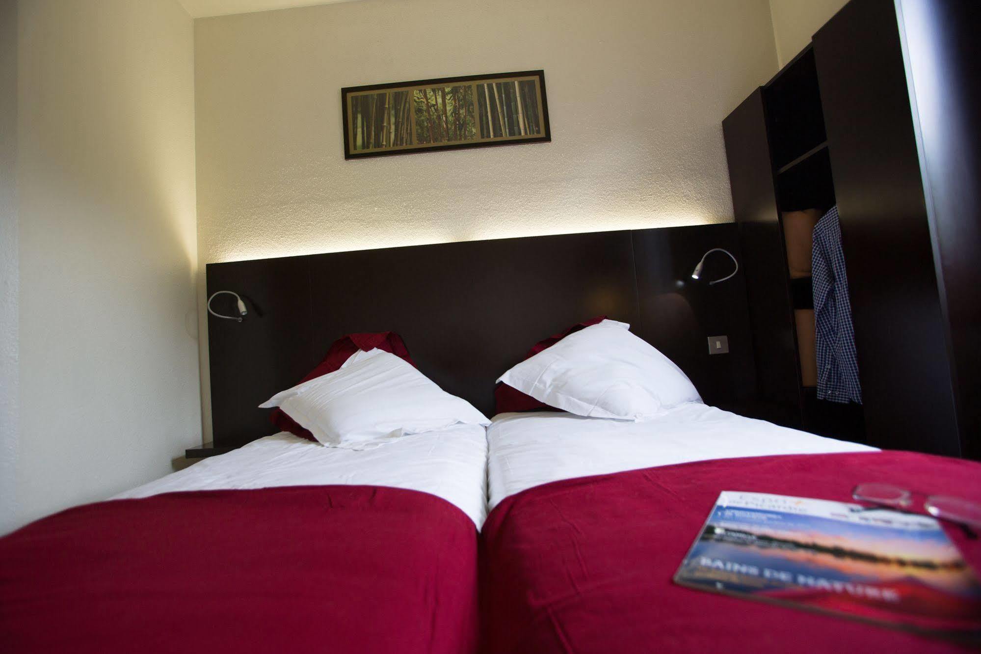 Hotel Akena Creil - Clermont Agnetz Exteriör bild